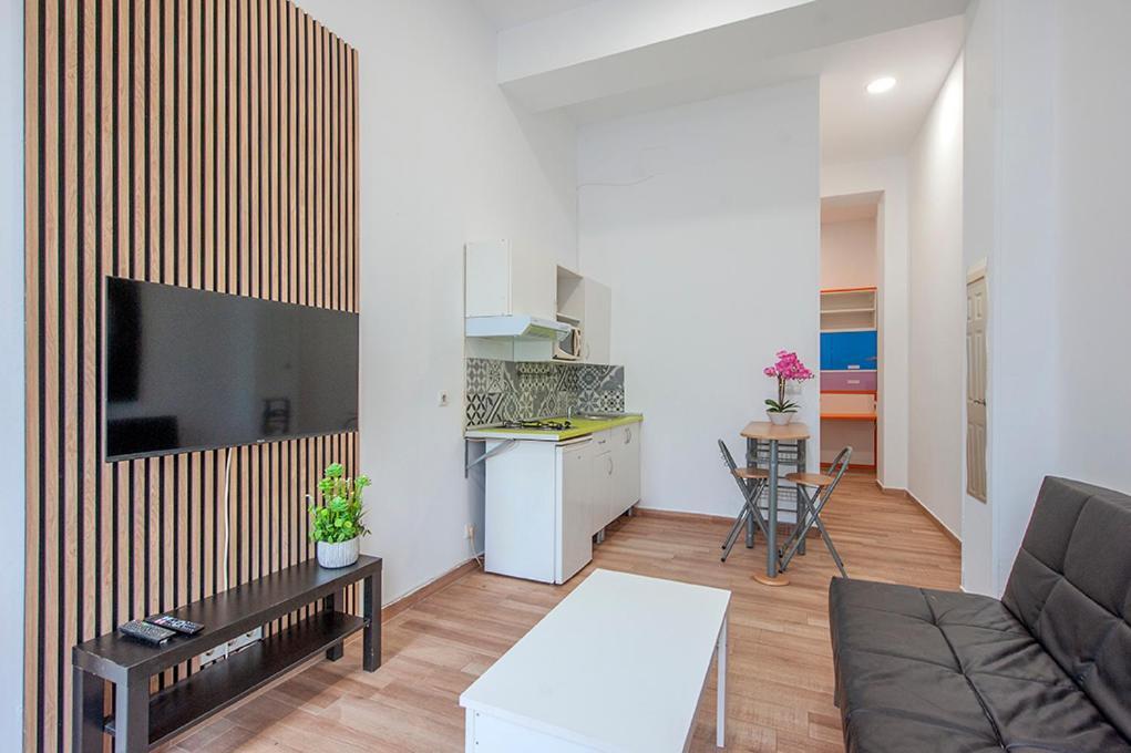 La Palmera B Apartament *